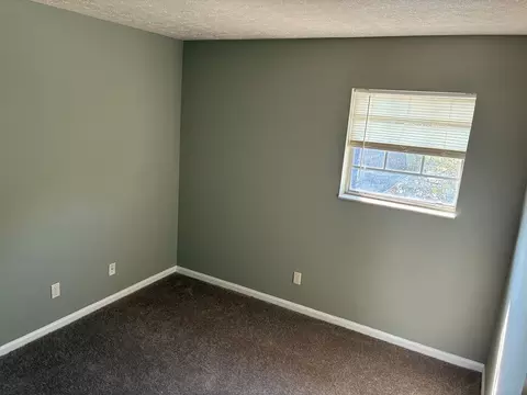 5458 New Cut Rd, Louisville, KY 40214