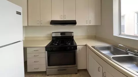 733 S Coronado St, Los Angeles, CA 90057 photo 13