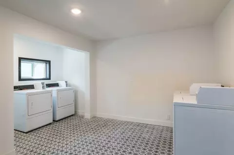 262 N Los Robles Ave, Pasadena, CA 91101 photo 71