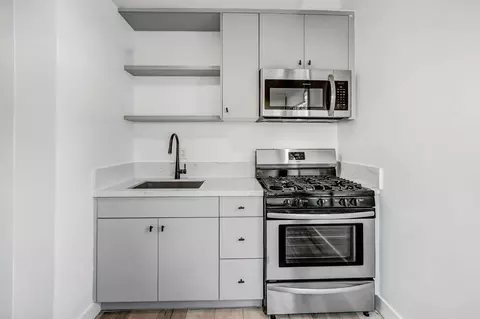 262 N Los Robles Ave, Pasadena, CA 91101 photo 4
