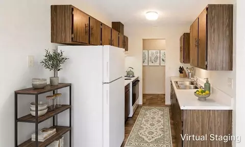 320 1st St, Clinton, MN 56225