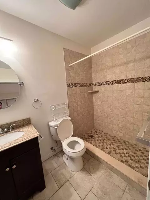 530 N 36th St, Philadelphia, PA 19104