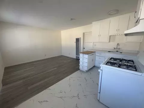 434 442 E Lincoln St #434-434, Carson, CA 90745 photo 4