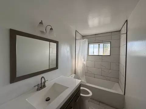 2120 California Ave, Bakersfield, CA 93304 photo 3