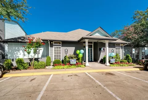 7905 Marvin D Love Fwy, Dallas, TX 75237