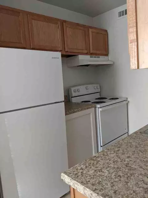 935 37th St, Newport News, VA 23607