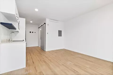 6820 Oswego Pl NE, Seattle, WA 98115 photo 16