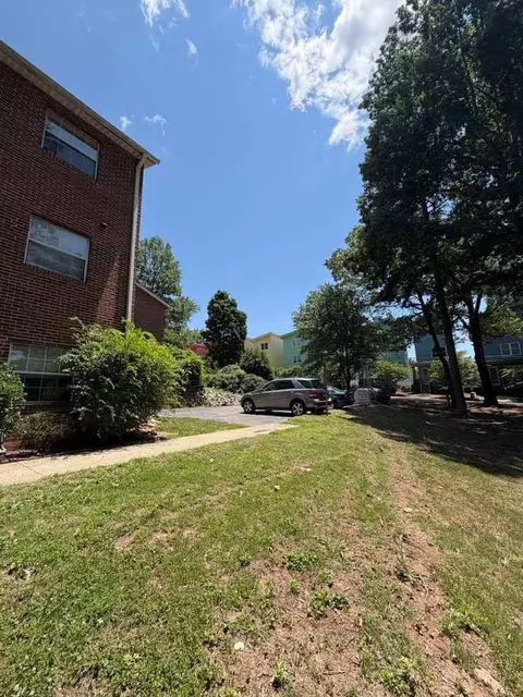3802 Lexington Dr, Raleigh, NC 27606