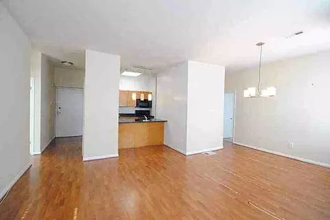 330 N Euclid Ave, Saint Louis, MO 63108