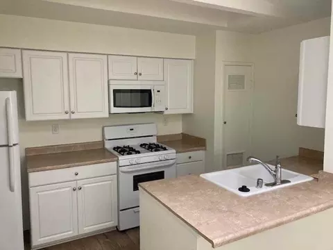 224 S Ditmar St, Oceanside, CA 92054 photo 3