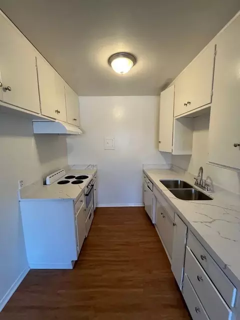 10120 Scott Ave, Whittier, CA 90603 photo 10