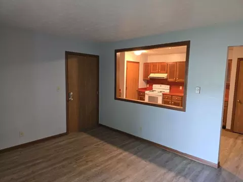 400 Oak Trl, Garrett, IN 46738