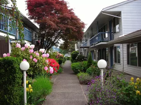 1712 E Fourth Plain Blvd, Vancouver, WA 98661