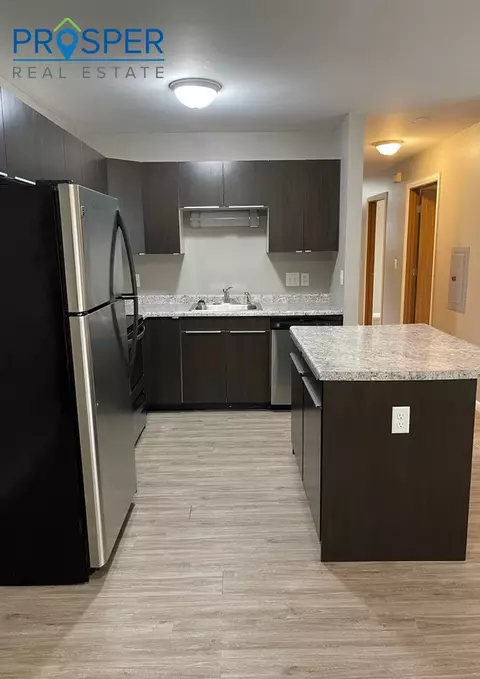 1211 S Dewey St, Eau Claire, WI 54701