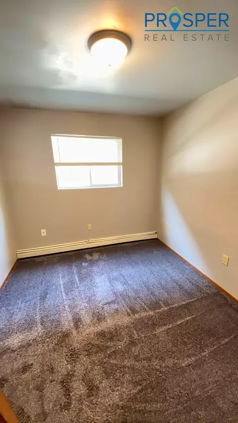 1211 S Dewey St, Eau Claire, WI 54701 photo 23