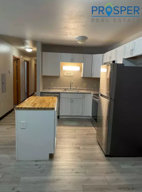 1211 S Dewey St, Eau Claire, WI 54701 photo 10