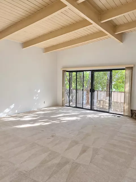 500 N Cahuilla Rd, Palm Springs, CA 92262