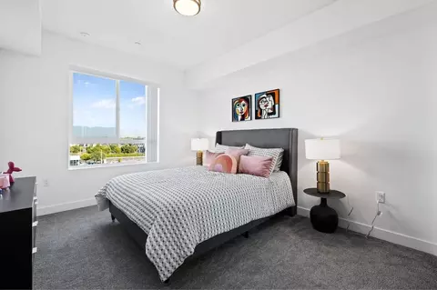 7650 Van Nuys Blvd, Los Angeles, CA 91405