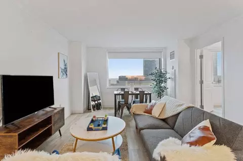 810 Pacific Ave, Atlantic City, NJ 08401