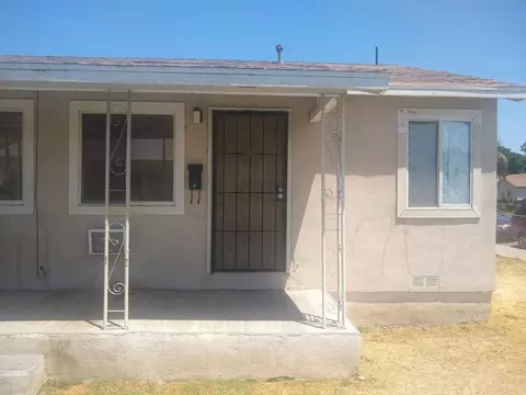 2212 Lake St, Bakersfield, CA 93306