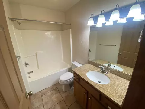 520 W Olive St, Springfield, MO 65806 photo 12