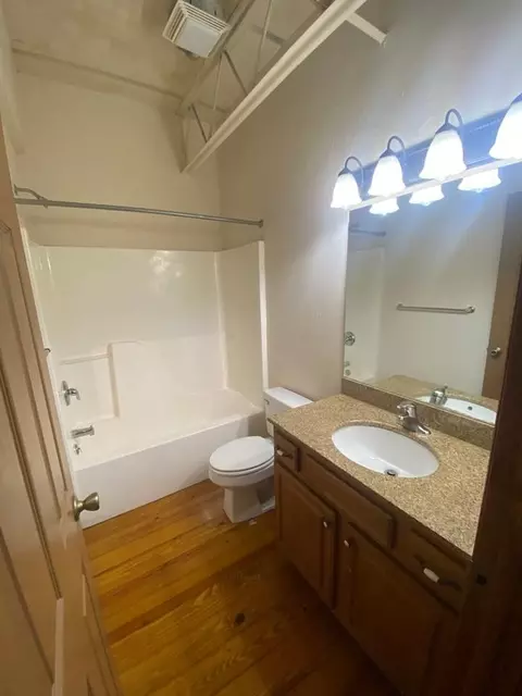 520 W Olive St, Springfield, MO 65806 photo 3