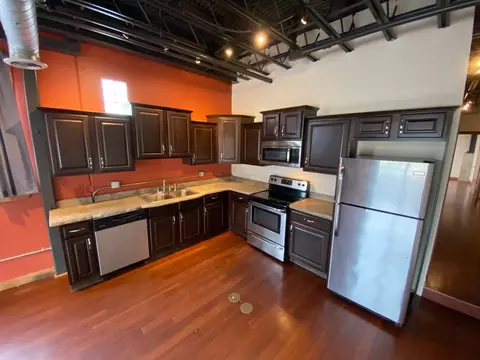 520 W Olive St, Springfield, MO 65806 photo 9