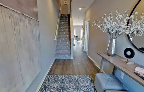 3331 Antigua Dr, Auburn Hills, MI 48326