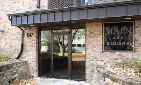 647 S Main Ave, Sioux Falls, SD 57104 photo 4