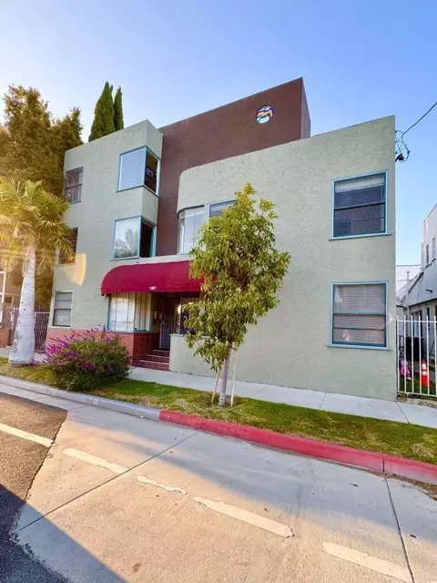 1061 E Broadway, Long Beach, CA 90802 photo 5