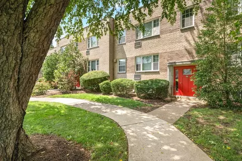 118 Montgomery Ave, Bala Cynwyd, PA 19004
