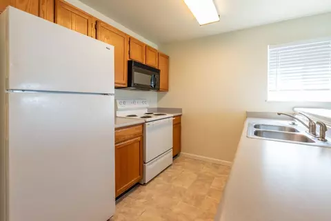 6600 S Vine St, Centennial, CO 80121