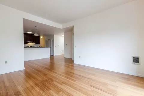 210 NW 20th Ave, Portland, OR 97209