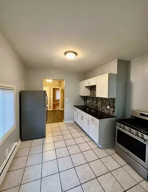 485 Belvidere St E, Saint Paul, MN 55107
