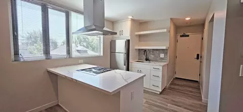 2716 N St, Sacramento, CA 95816
