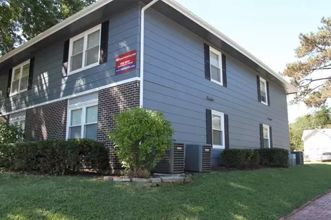 901 Illinois St, Lawrence, KS 66044