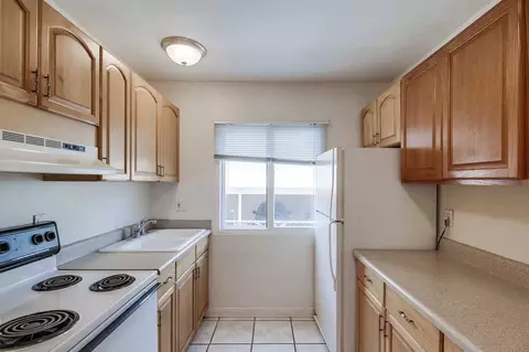 2874 B St, San Diego, CA 92102