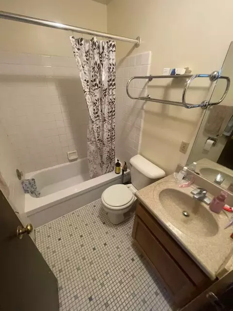 643 E Johnson St, Madison, WI 53703 photo 5