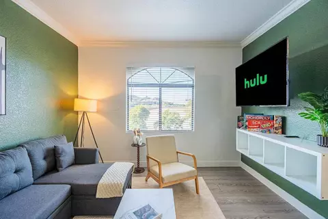 2155 S 55th St, Tempe, AZ 85282