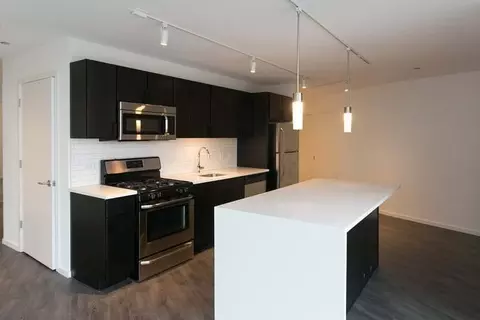 5105 S Harper Ave, Chicago, IL 60615