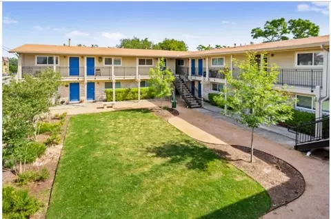 1249 N Lbj Dr, San Marcos, TX 78666