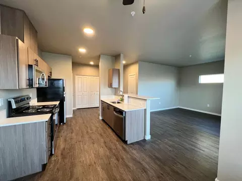 225 Timber Ridge St SE, Albany, OR 97322
