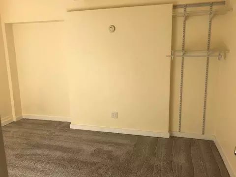 2141 N 61st St, Seattle, WA 98103