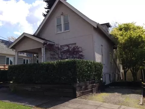 2141 N 61st St, Seattle, WA 98103 photo 13