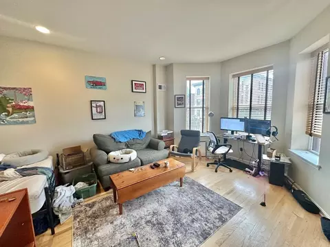1929 18th St NW, Washington, DC 20009