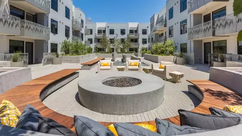 690 Long Bridge St, San Francisco, CA 94158 photo 37