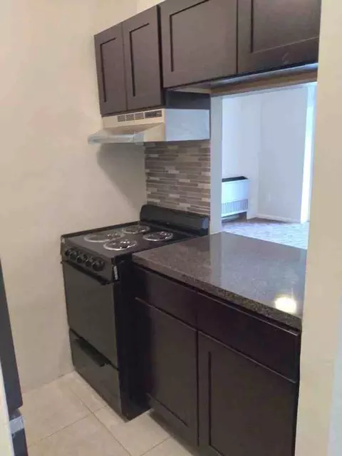 301 Champion Ave, West Collingswood, NJ 08107