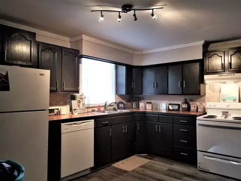 913 N 16th St, Murray, KY 42071