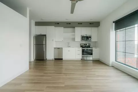 6185 Village View Dr, West Des Moines, IA 50266