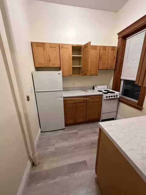 27 Park Dr, Boston, MA 02215
